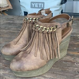 Brown Fringe Wedges